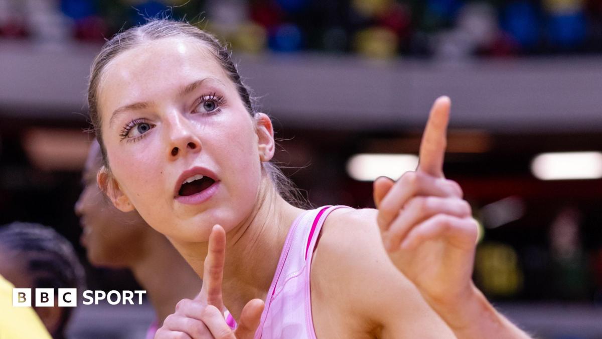 Netball Super League: Champions London Pulse beat Loughborough Lightning to reach grand final