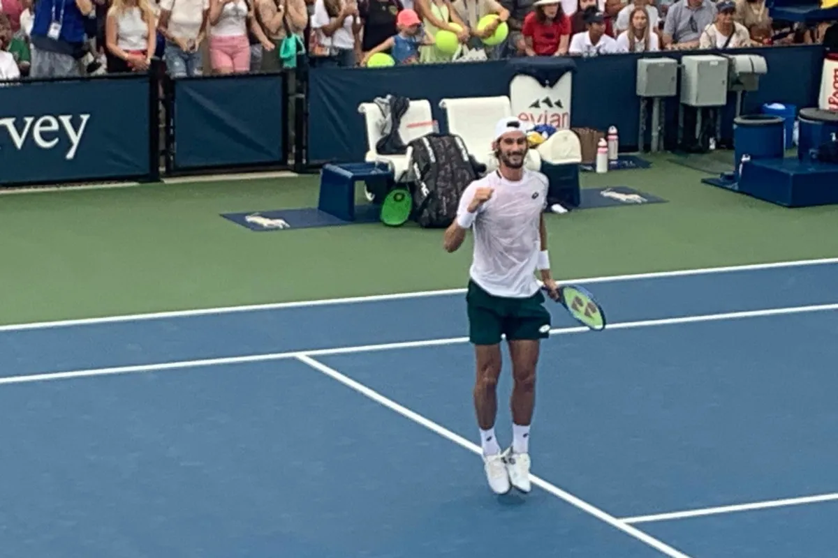 Lloyd Harris reaches Round 2 at US Open